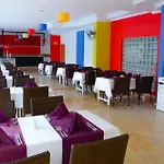 Hotel Ark And