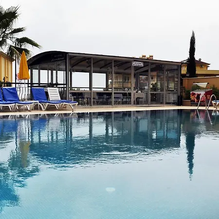 Otel Ark And 3*